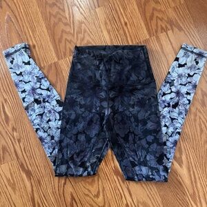 GUC, Women’s Lululemon Leggings, Size 2